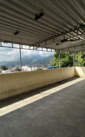 Casa à venda com 100m², 4 quartos e 1 vagaTerraço