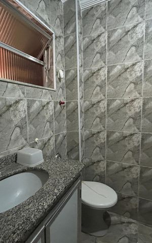 Casa à venda com 100m², 4 quartos e 1 vagaBanheiro 3