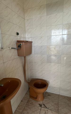 Casa à venda com 100m², 4 quartos e 1 vagaBanheiro 4