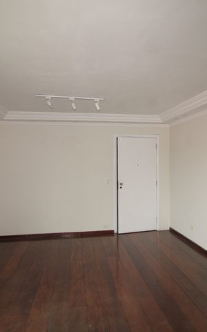 Apartamento à venda com 164m², 3 quartos e 4 vagasSala