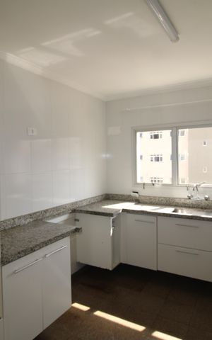 Apartamento à venda com 164m², 3 quartos e 4 vagasCozinha