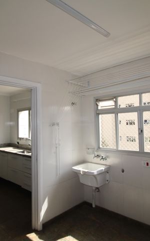 Apartamento à venda com 164m², 3 quartos e 4 vagasÁrea de Serviço