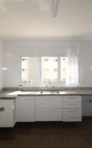 Apartamento à venda com 164m², 3 quartos e 4 vagasCozinha