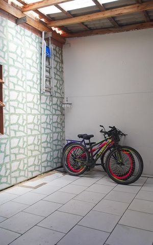 Casa à venda com 137m², 3 quartos e 2 vagasÁrea de Serviço