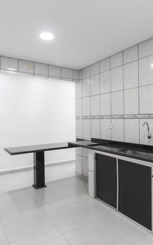 Casa à venda com 108m², 2 quartos e 1 vaga Casa à venda com 108m², 2 quartos e 1 vagaCozinha