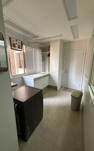 Apartamento à venda com 260m², 4 quartos e 4 vagas
