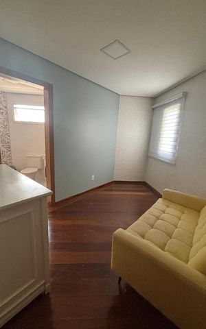 Apartamento à venda com 191m², 4 quartos e 6 vagas