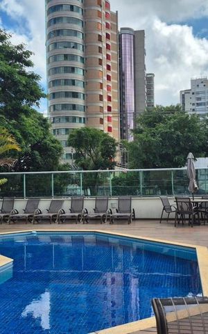 Apartamento à venda com 191m², 4 quartos e 6 vagas