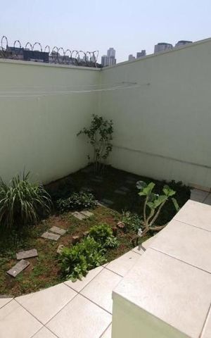 Casa à venda com 250m², 3 quartos e 6 vagas