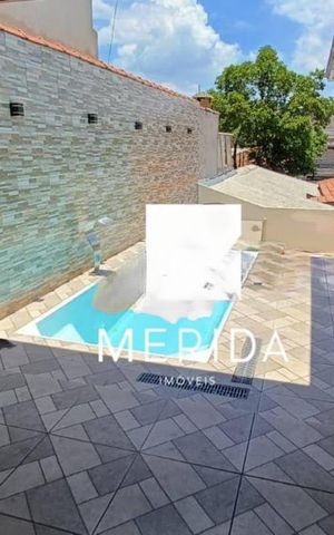 Casa à venda com 141m², 2 quartos e 2 vagas