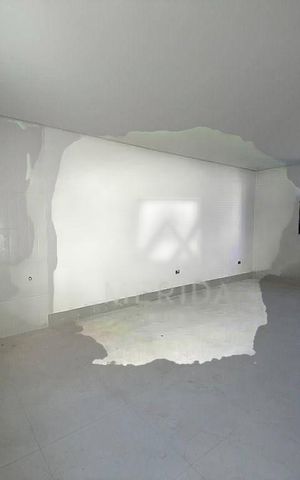 Casa à venda com 195m², 3 quartos e 4 vagas