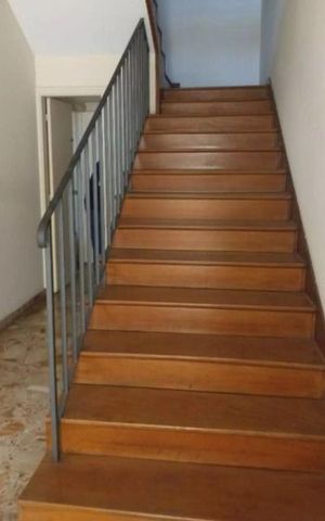 Casa à venda com 210m², 4 quartos e 2 vagas