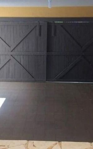 Casa à venda com 210m², 4 quartos e 2 vagas