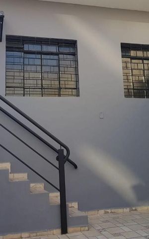 Casa à venda com 173m², 2 quartos e 2 vagas