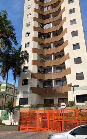 Apartamento à venda com 81m², 2 quartos e 2 vagas