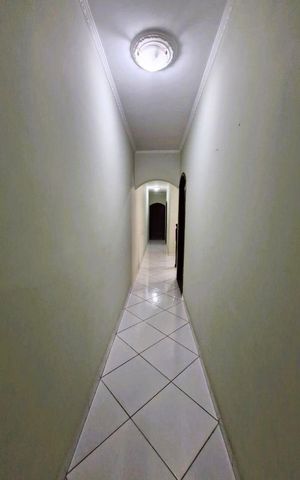 Casa à venda com 208m², 4 quartos e 4 vagas