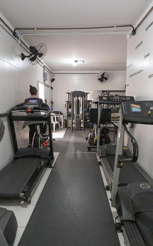 Apartamento à venda com 44m², 2 quartos e 1 vaga Apartamento à venda com 44m², 2 quartos e 1 vagaAcademia