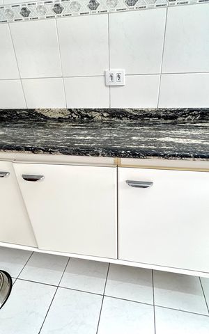Casa à venda com 392m², 3 quartos e 7 vagas Casa à venda com 392m², 3 quartos e 7 vagasÁrea de Serviço
