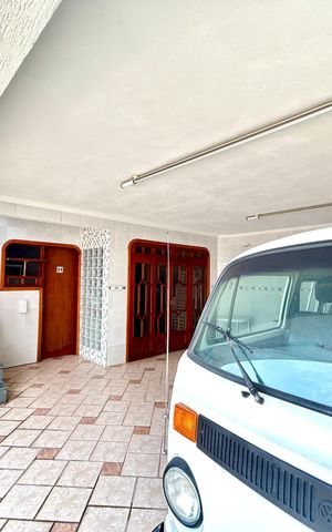 Casa à venda com 392m², 3 quartos e 7 vagas Casa à venda com 392m², 3 quartos e 7 vagasQuintal / Garagem