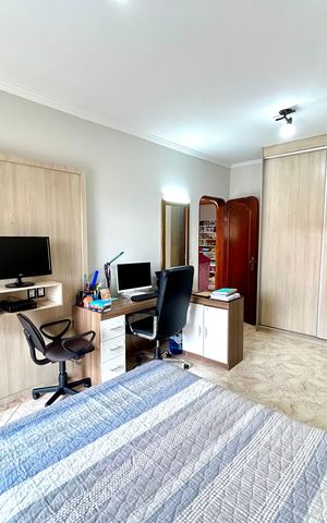 Casa à venda com 392m², 3 quartos e 7 vagas Casa à venda com 392m², 3 quartos e 7 vagasQuarto 1