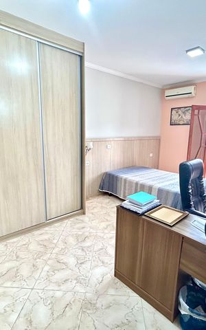 Casa à venda com 392m², 3 quartos e 7 vagas Casa à venda com 392m², 3 quartos e 7 vagasQuarto 1