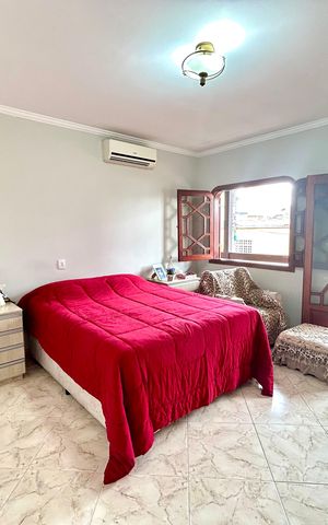 Casa à venda com 392m², 3 quartos e 7 vagas Casa à venda com 392m², 3 quartos e 7 vagasSuíte
