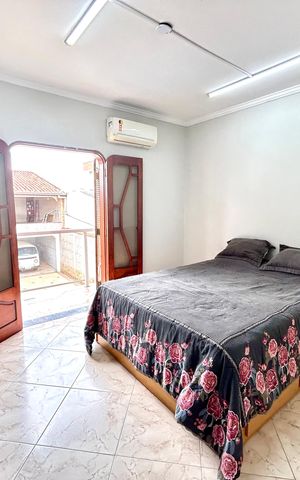 Casa à venda com 392m², 3 quartos e 7 vagas Casa à venda com 392m², 3 quartos e 7 vagasQuarto 2