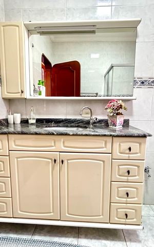 Casa à venda com 392m², 3 quartos e 7 vagas Casa à venda com 392m², 3 quartos e 7 vagasBanheiro 1