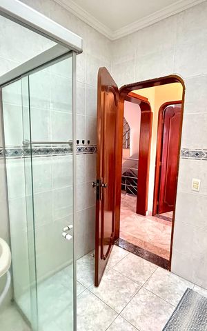Casa à venda com 392m², 3 quartos e 7 vagas Casa à venda com 392m², 3 quartos e 7 vagasBanheiro 1