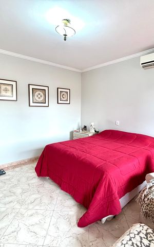 Casa à venda com 392m², 3 quartos e 7 vagas Casa à venda com 392m², 3 quartos e 7 vagasSuíte