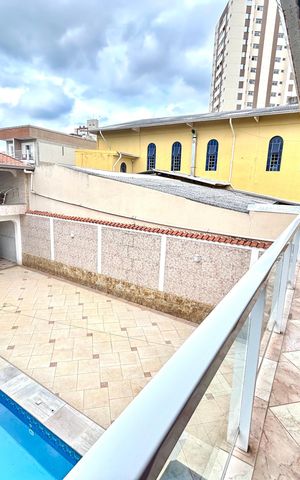 Casa à venda com 392m², 3 quartos e 7 vagas Casa à venda com 392m², 3 quartos e 7 vagasVaranda do quarto 1