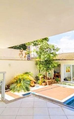 Casa à venda com 384m², 3 quartos e 5 vagas