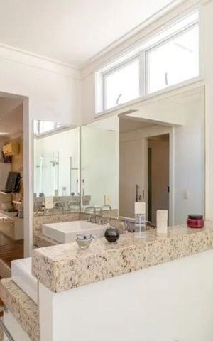 Casa à venda com 384m², 3 quartos e 5 vagas
