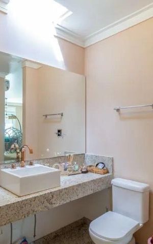 Casa à venda com 384m², 3 quartos e 5 vagas
