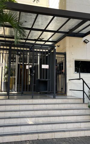 Apartamento à venda com 70m², 3 quartos e 2 vagas Apartamento à venda com 70m², 3 quartos e 2 vagasFachada do Prédio