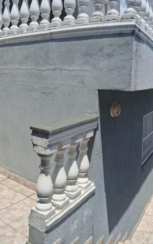 Casa à venda com 199m², 2 quartos e 3 vagas