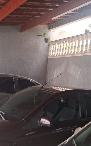 Casa à venda com 199m², 2 quartos e 3 vagas