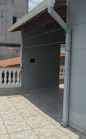 Casa à venda com 199m², 2 quartos e 3 vagas