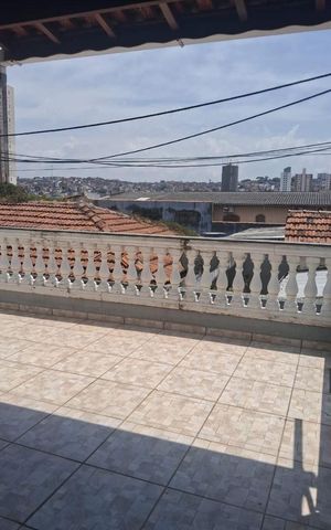 Casa à venda com 199m², 2 quartos e 3 vagas