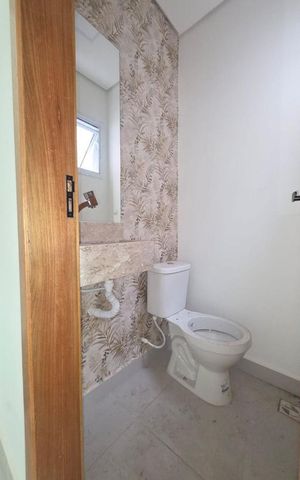 Casa à venda com 140m², 3 quartos e 2 vagas