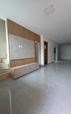 Casa à venda com 140m², 3 quartos e 2 vagas