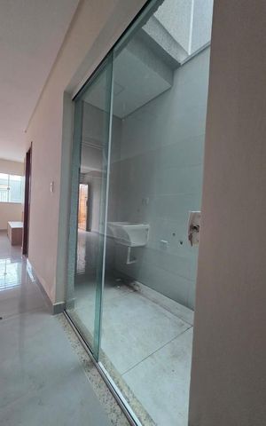 Casa à venda com 140m², 3 quartos e 2 vagas