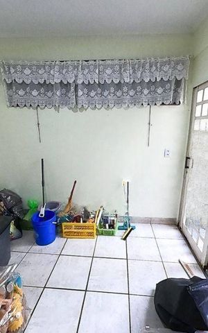 Casa à venda com 337m², 2 quartos e 7 vagas