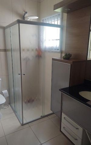 Casa à venda com 250m², 3 quartos e 5 vagas