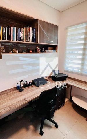 Casa à venda com 221m², 4 quartos e 3 vagas