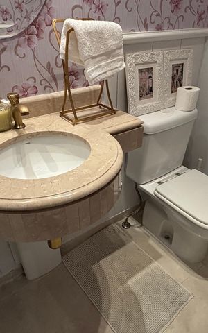 Apartamento à venda com 168m², 3 quartos e 3 vagasLavabo