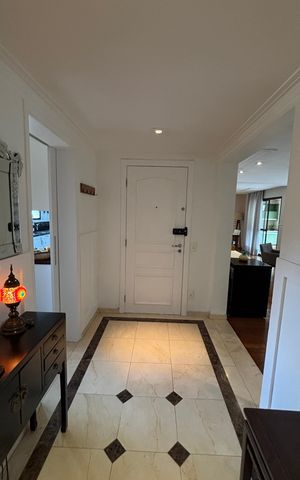 Apartamento à venda com 168m², 3 quartos e 3 vagasCorredor