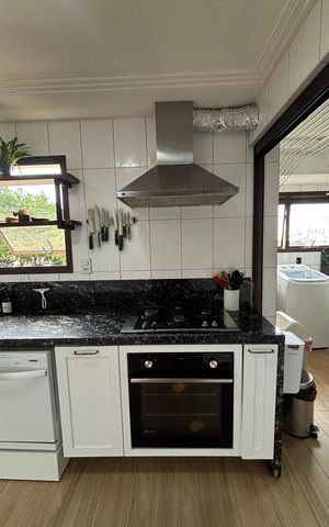 Apartamento à venda com 168m², 3 quartos e 3 vagasCozinha