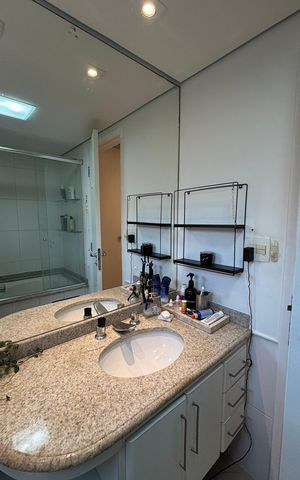 Apartamento à venda com 168m², 3 quartos e 3 vagasBanheiro da Suíte