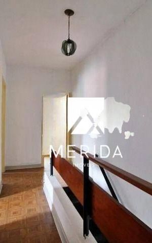 Casa à venda com 200m², 2 quartos e 2 vagas